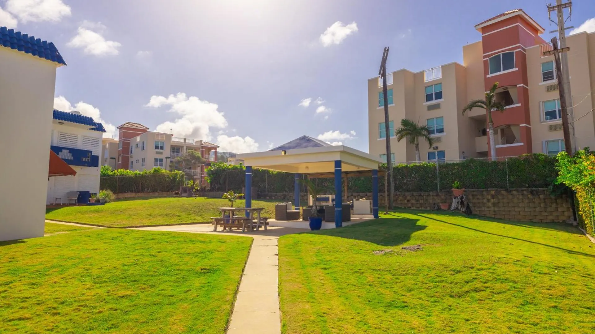 Montones Beach Apartment C-3 Isabela
