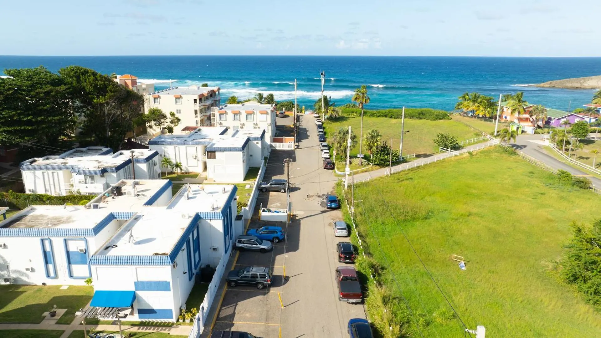 Montones Beach Apartment C-3 Isabela