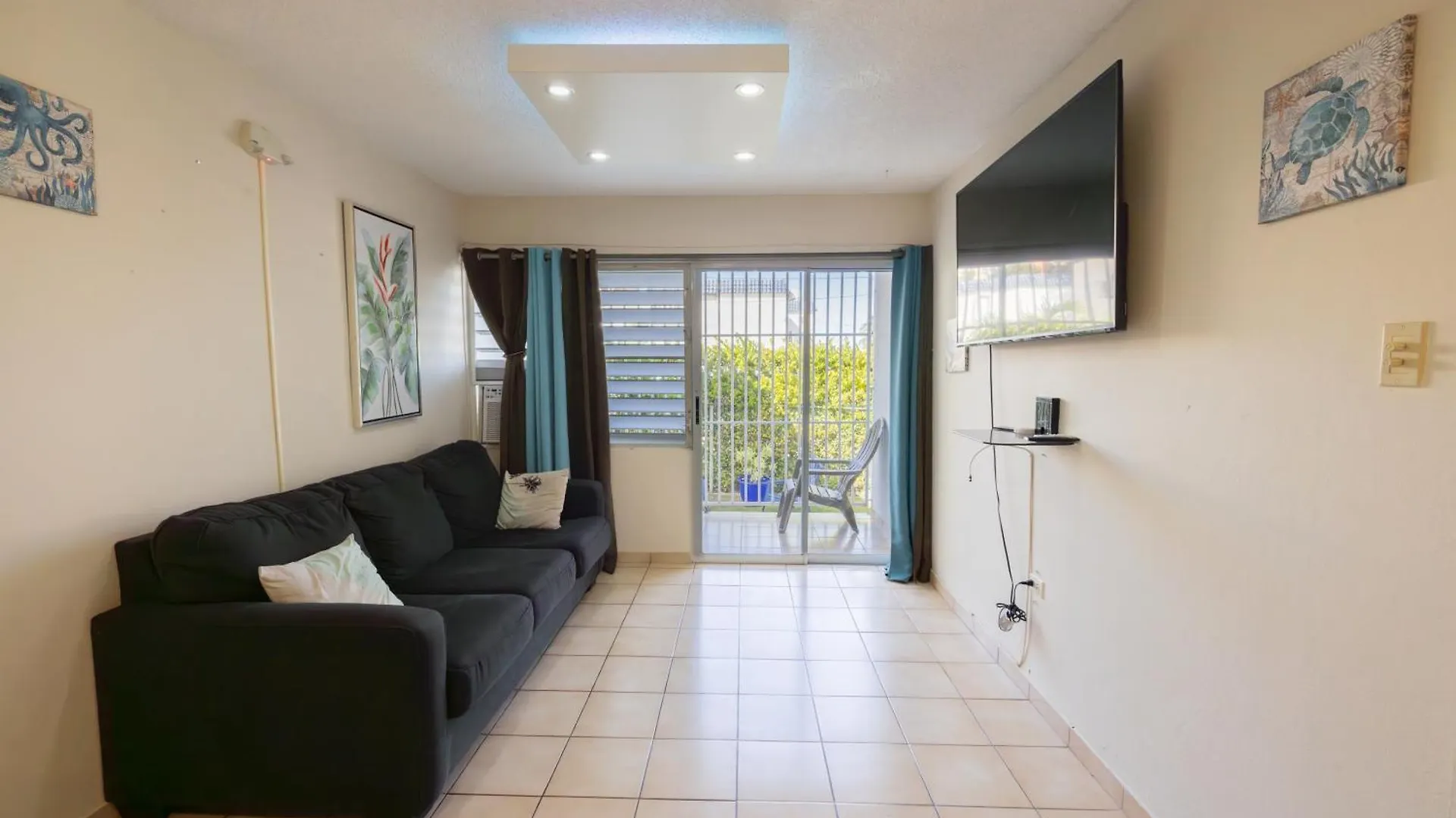 Montones Beach Apartment C-3 Isabela
